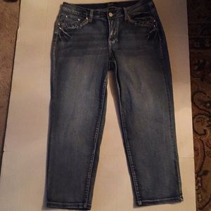 Earl Embellished Capris